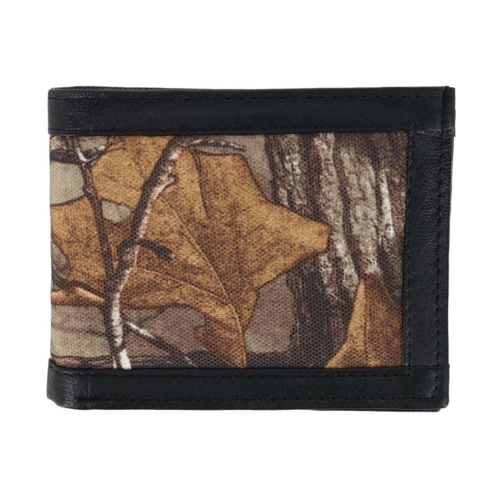 CTM Men's Realtree Camo Bifold Wallet with ID Flap